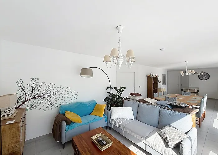 Maison Proche Clermont Et Riom 4 Et 4 Sbd , Climatisé Avec Parking Gratuit *