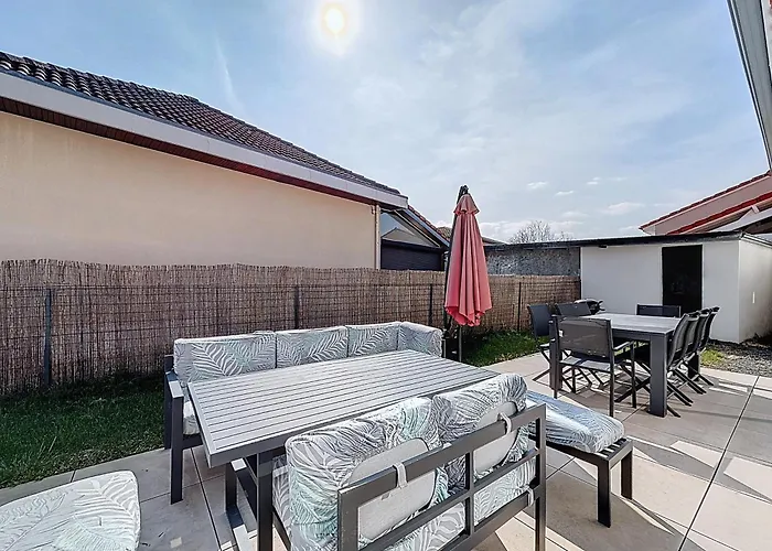 Appartement Maison Proche Clermont Et Riom 4 Et 4 Sbd , Climatisé Avec Parking Gratuit Marsat